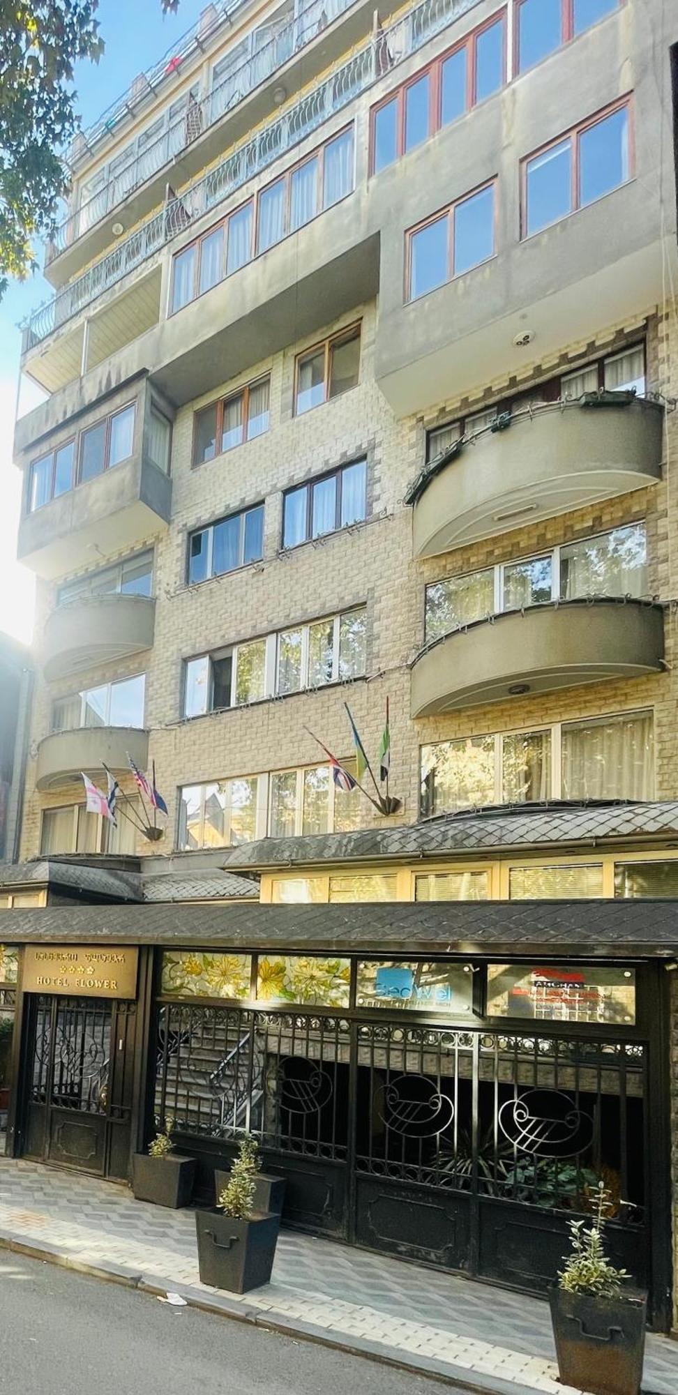 Hotel Four Seasons Tbilisi ภายนอก รูปภาพ